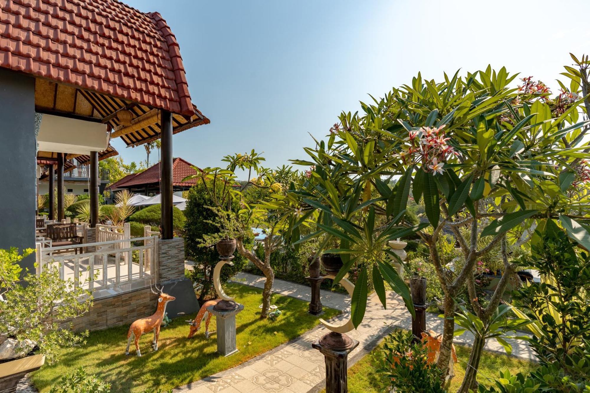 Kaylas Hill Resort Batununggul 外观 照片